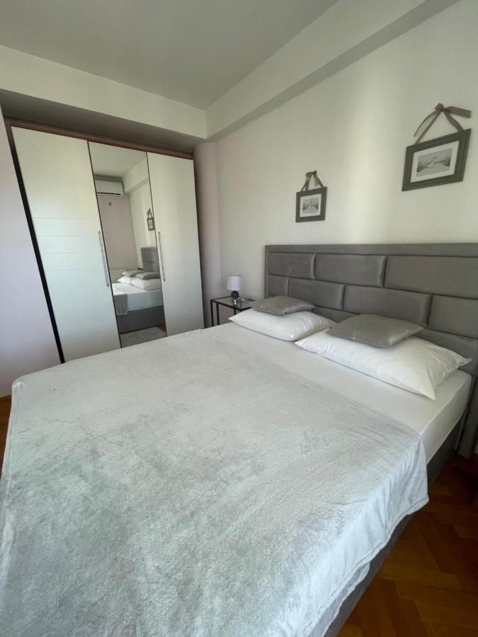 Apartment Isabell Split Exterior photo